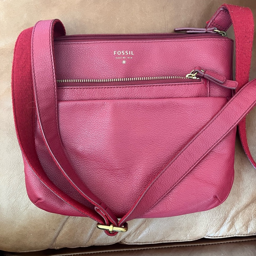 Fossil Crossbody Handbag.